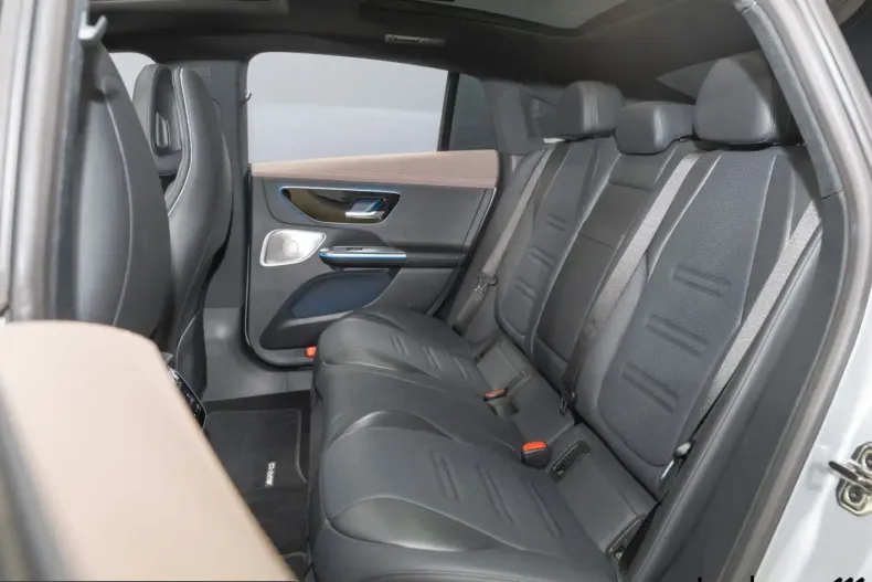 Mercedes-Benz EQE din 2024 cu 3.736 km - oferta MER224162 - foto 14