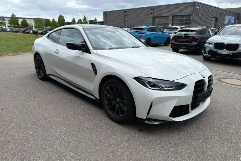 BMW M4 (Seria 4) din 2024 cu 9.835 km - oferta BMW224163 - foto 6