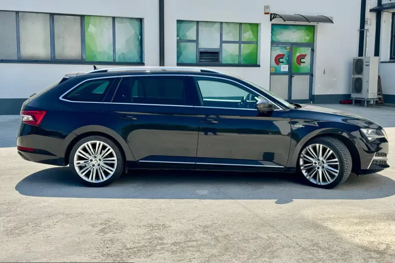 Skoda Superb din 2021 cu 105.000 km - oferta SKO224180 - foto 2