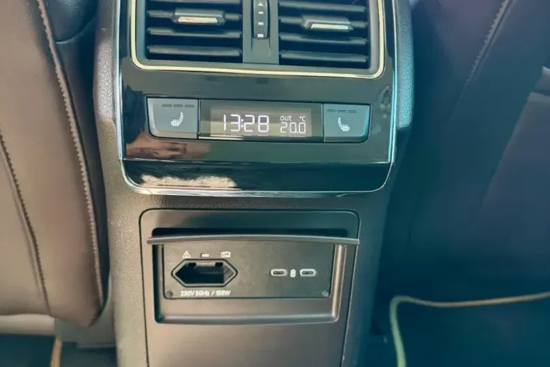 Skoda Superb din 2021 cu 105.000 km - oferta SKO224180 - foto 19