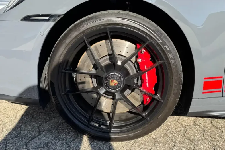 Porsche 911 din 2025 cu 7.900 km - oferta POR224181 - foto 32
