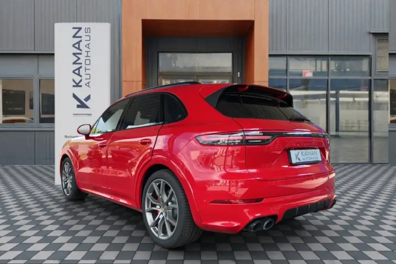 Porsche Cayenne din 2022 cu 4.800 km - oferta POR224183 - foto 2