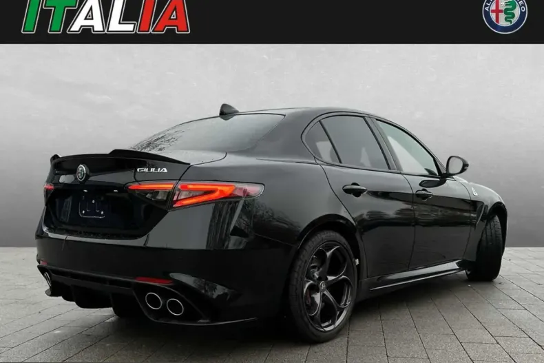 Alfa Romeo Giulia din 2024 cu 1.550 km - oferta ALF224184 - foto 2