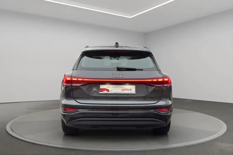 Audi Q6 e-tron din 2025 cu 17.792 km - oferta AUD224187 - foto 6