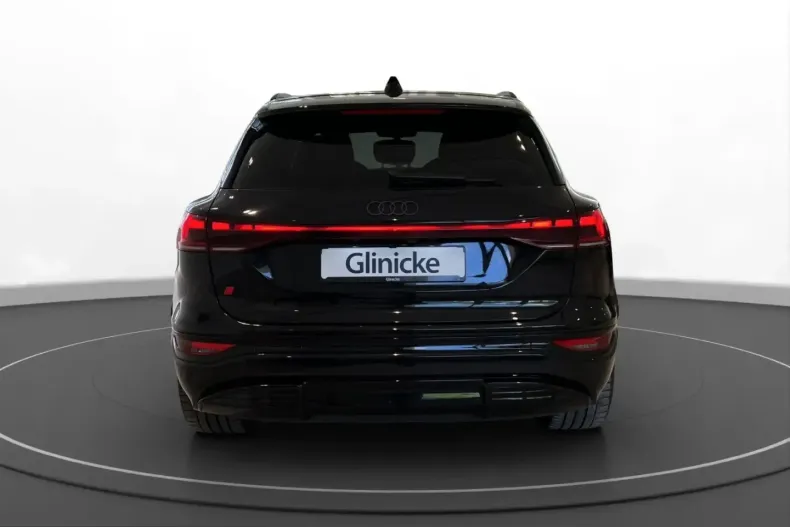 Audi Q6 e-tron din 2025 cu 16.570 km - oferta AUD224189 - foto 3