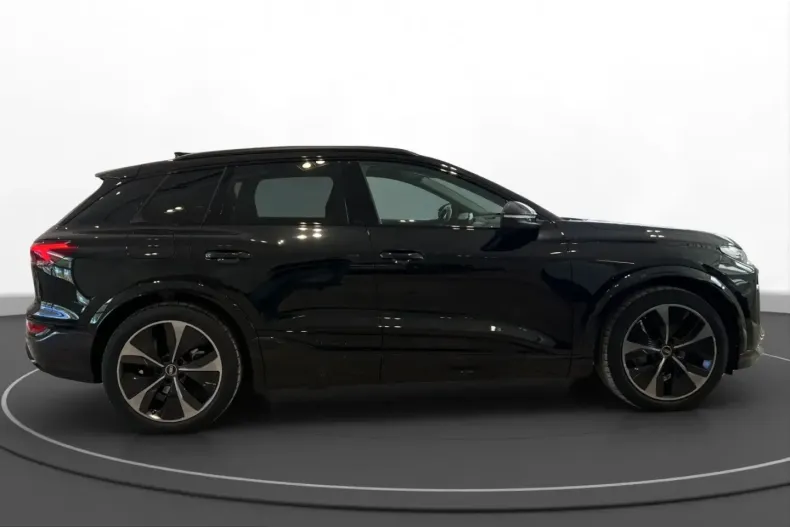 Audi Q6 e-tron din 2025 cu 16.570 km - oferta AUD224189 - foto 5