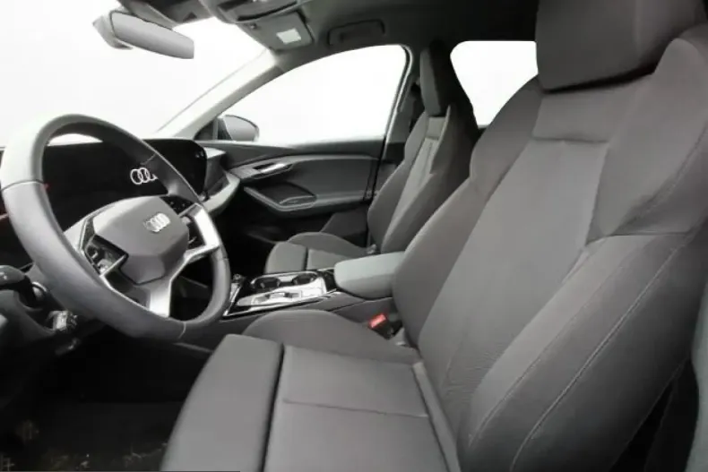 Audi Q6 e-tron din 2025 cu 16.570 km - oferta AUD224189 - foto 12