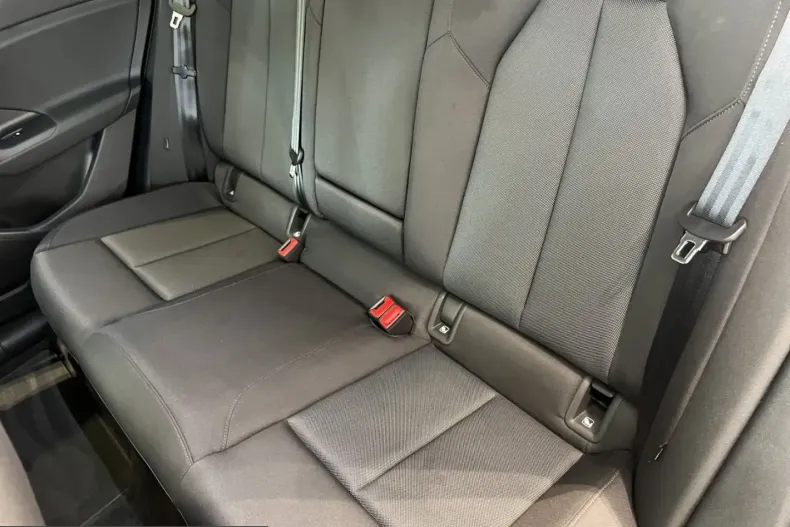 Audi Q6 e-tron din 2025 cu 16.570 km - oferta AUD224189 - foto 15