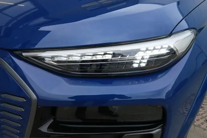 Audi Q6 e-tron din 2024 cu 8.642 km - oferta AUD224190 - foto 7