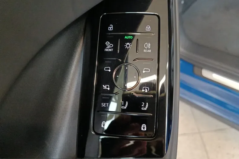 Audi Q6 e-tron din 2024 cu 8.243 km - oferta AUD224191 - foto 14
