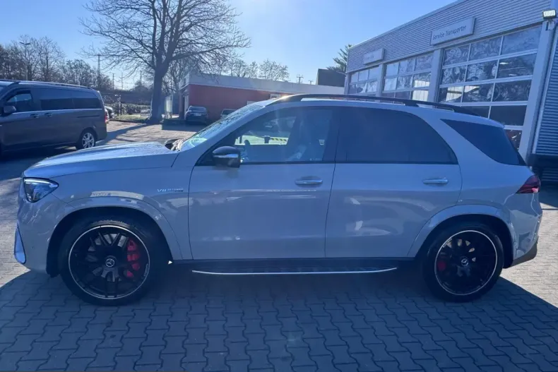 Mercedes-Benz GLE 63 AMG (Clasa GLE) din 2025 cu 31.000 km - oferta MER224192 - foto 2