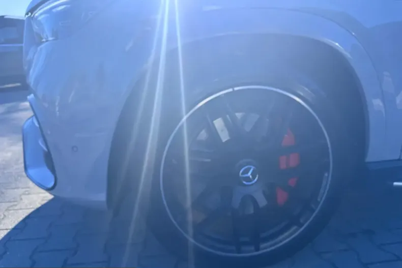 Mercedes-Benz GLE 63 AMG (Clasa GLE) din 2025 cu 31.000 km - oferta MER224192 - foto 10