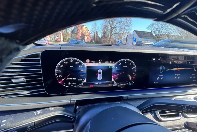Mercedes-Benz GLE 63 AMG (Clasa GLE) din 2025 cu 31.000 km - oferta MER224192 - foto 13