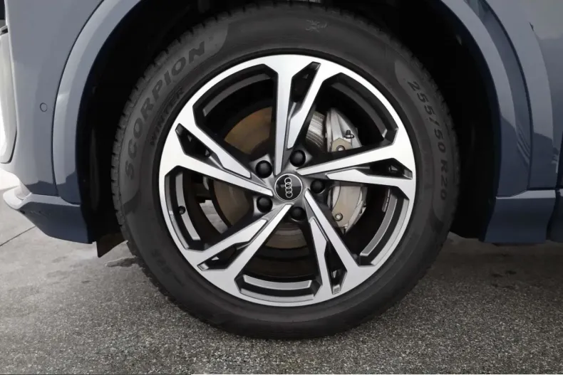 Audi Q6 e-tron din 2024 cu 7.614 km - oferta AUD224193 - foto 7