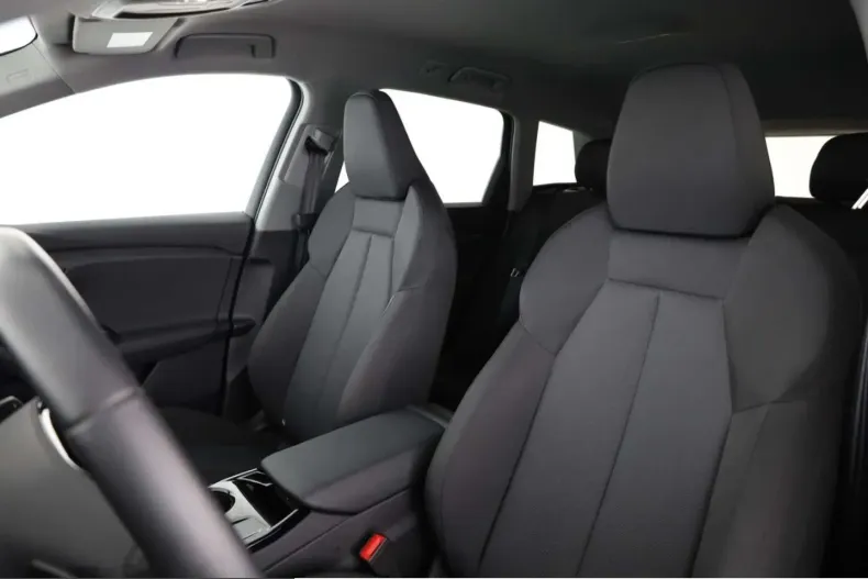 Audi Q6 e-tron din 2024 cu 7.614 km - oferta AUD224193 - foto 9
