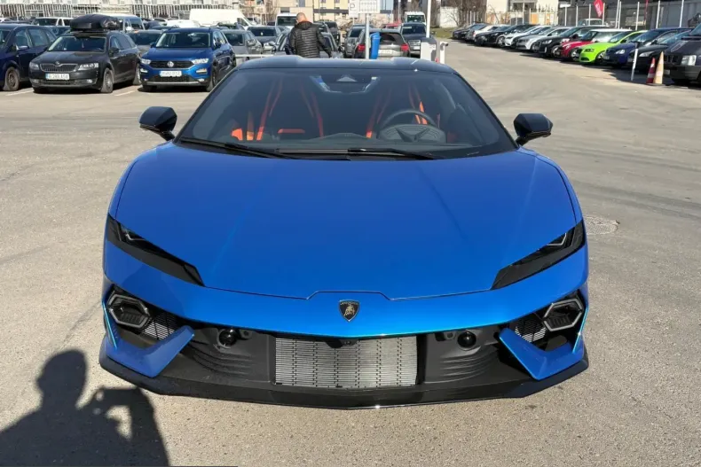 Lamborghini Temerario din 2026 cu 0 km - oferta LAM224195 - foto 2