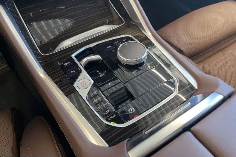 BMW X6 (Seria X) din 2025 cu 21.595 km - oferta BMW224197 - foto 13