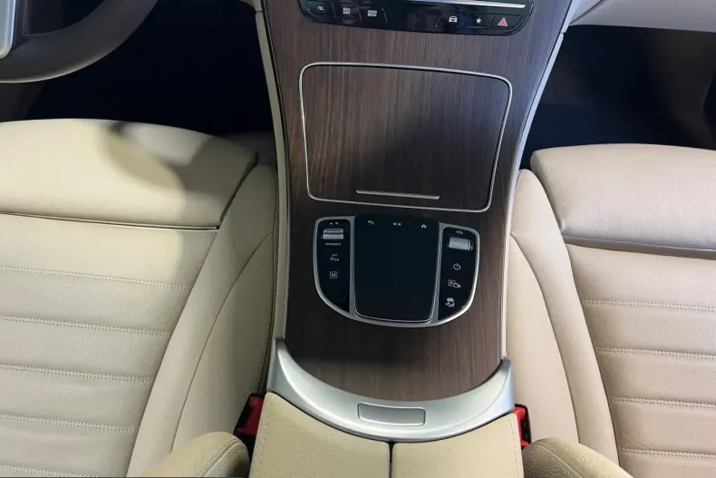 Mercedes-Benz GLC 300 (Clasa GLC) din 2021 cu 67.018 km - oferta MER224216 - foto 8