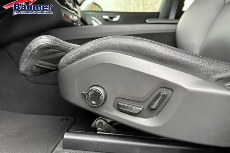 Volvo XC60 din 2021 cu 65.012 km - oferta VOL224222 - foto 23