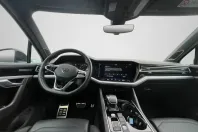Volkswagen Touareg din 2023 cu 48.729 km - oferta VOL224223 - foto 3
