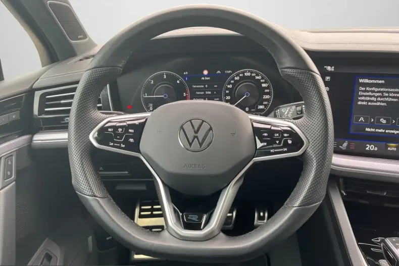 Volkswagen Touareg din 2023 cu 48.729 km - oferta VOL224223 - foto 9