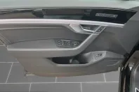 Volkswagen Touareg din 2023 cu 48.729 km - oferta VOL224223 - foto 13