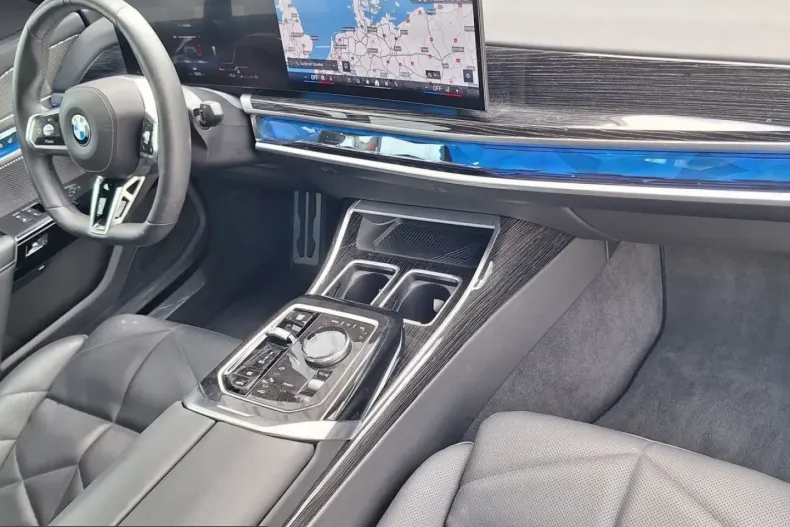 BMW 740 (Seria 7) din 2024 cu 74.530 km - oferta BMW224224 - foto 7
