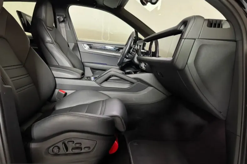 Porsche Cayenne din 2024 cu 10.000 km - oferta POR224226 - foto 9