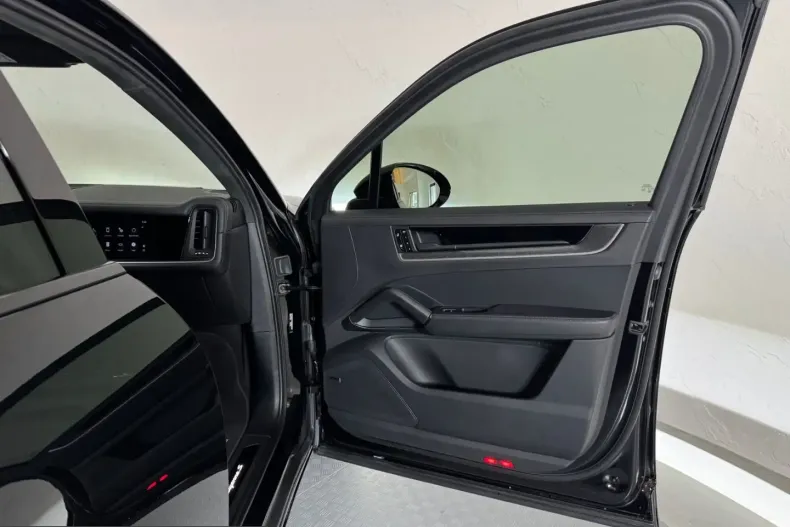 Porsche Cayenne din 2024 cu 10.000 km - oferta POR224226 - foto 13