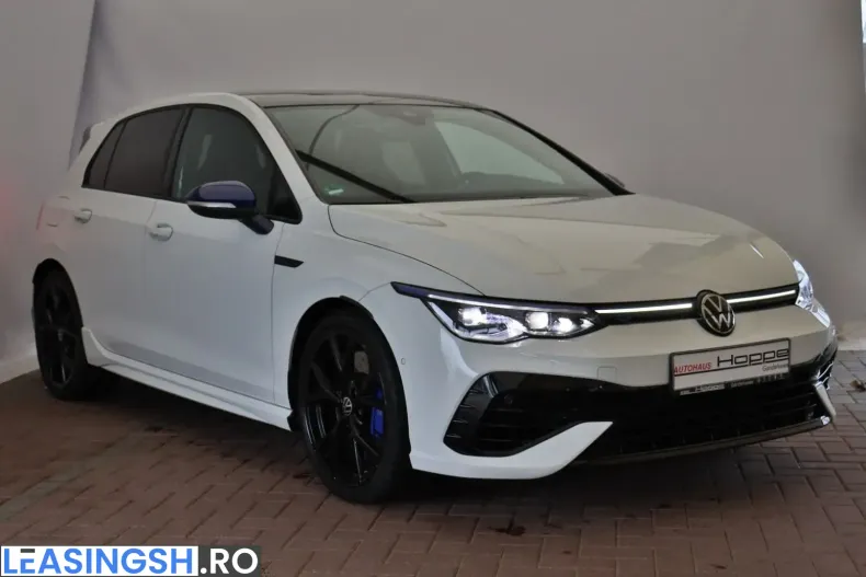 Volkswagen Golf din 2023 cu 34.647 km - oferta VOL224227 - foto 1
