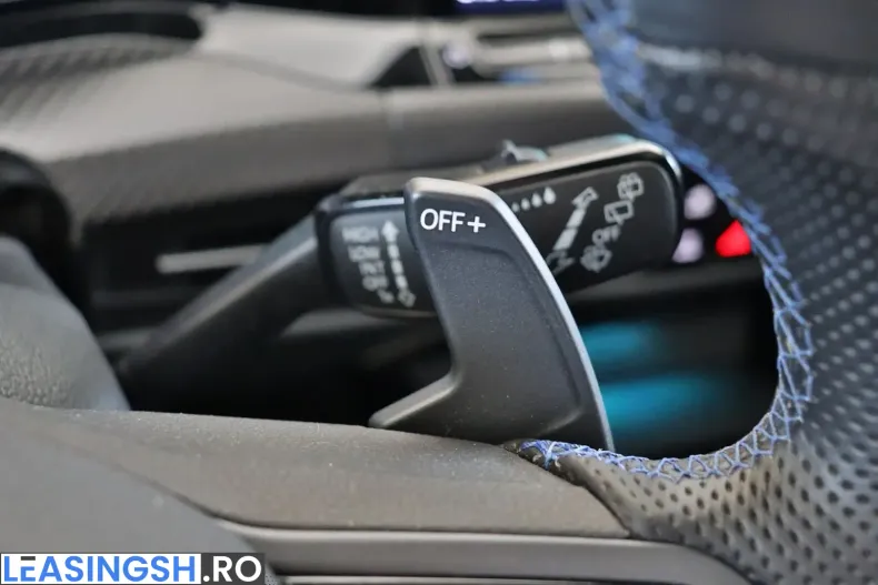 Volkswagen Golf din 2023 cu 34.647 km - oferta VOL224227 - foto 17