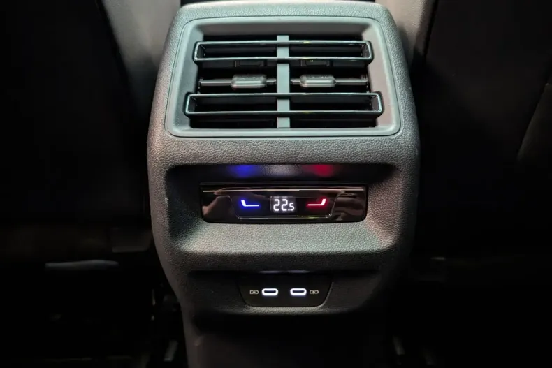 Volkswagen Tiguan din 2025 cu 25.335 km - oferta VOL224229 - foto 24