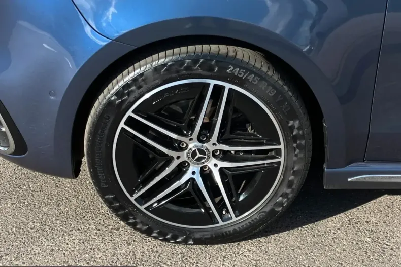 Mercedes-Benz V 300 (Clasa V) din 2024 cu 35.200 km - oferta MER224231 - foto 4