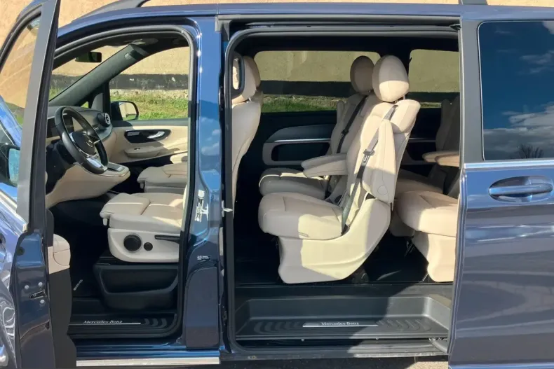 Mercedes-Benz V 300 (Clasa V) din 2024 cu 35.200 km - oferta MER224231 - foto 14