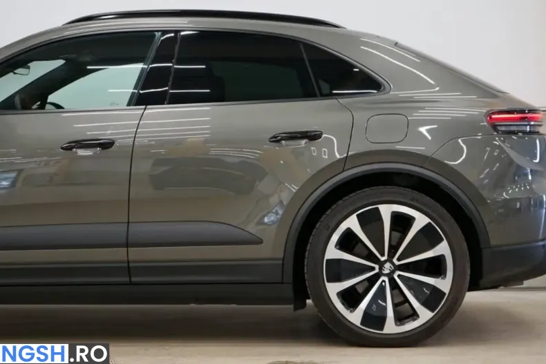 Porsche Macan din 2024 cu 5.550 km - oferta POR224232 - foto 5
