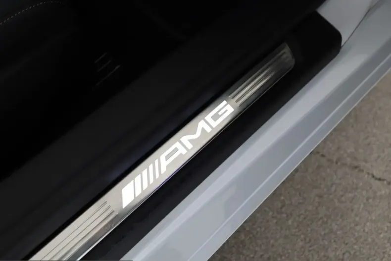 Mercedes-Benz SL 63 AMG (Clasa SL) din 2023 cu 7.900 km - oferta MER224235 - foto 22