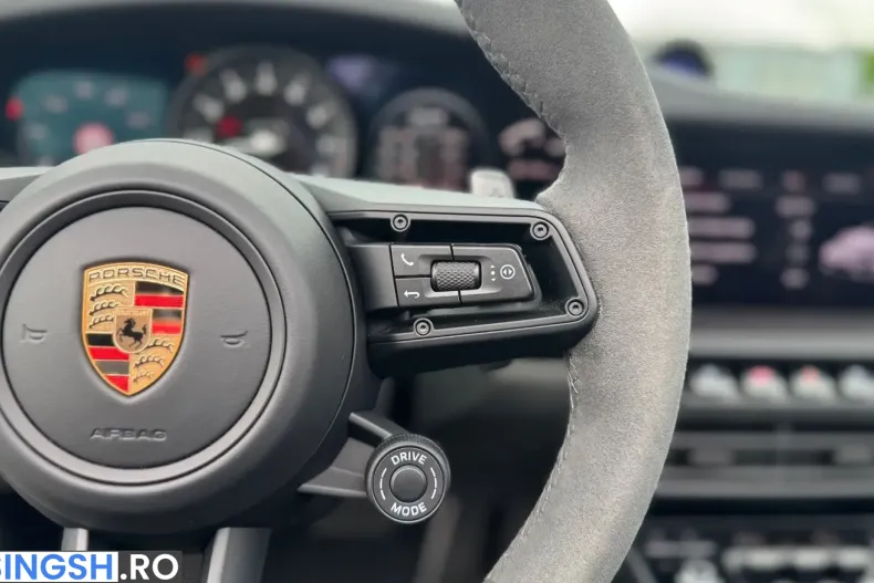 Porsche 992 din 2024 cu 8.900 km - oferta POR224236 - foto 11