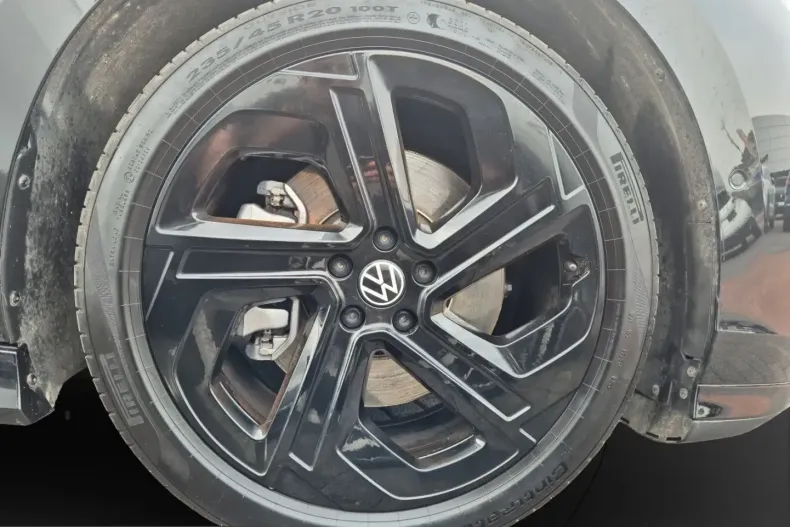Volkswagen ID.7 din 2025 cu 21.200 km - oferta VOL224239 - foto 13