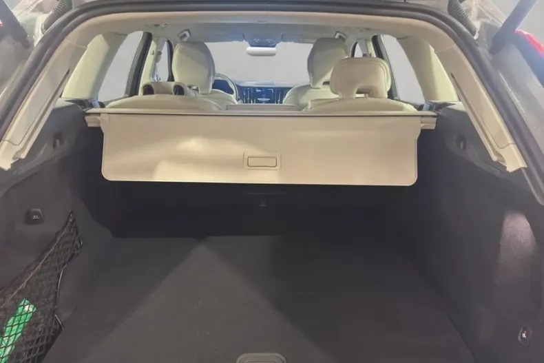 Volvo XC60 din 2024 cu 15.934 km - oferta VOL224241 - foto 5