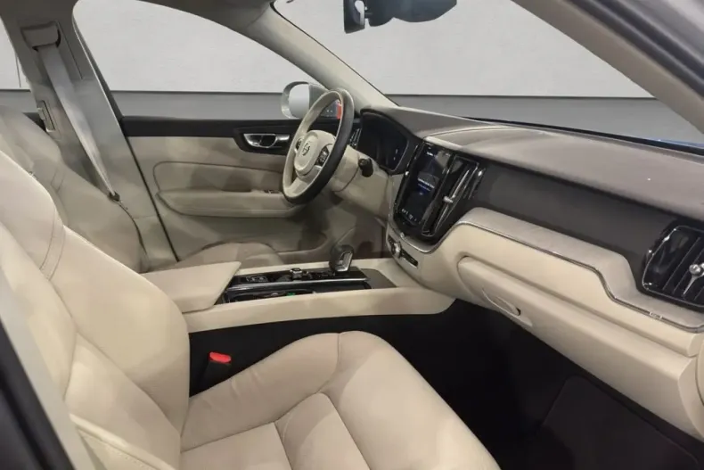 Volvo XC60 din 2024 cu 15.934 km - oferta VOL224241 - foto 16