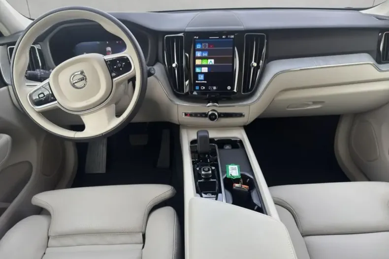 Volvo XC60 din 2024 cu 16.700 km - oferta VOL224242 - foto 11