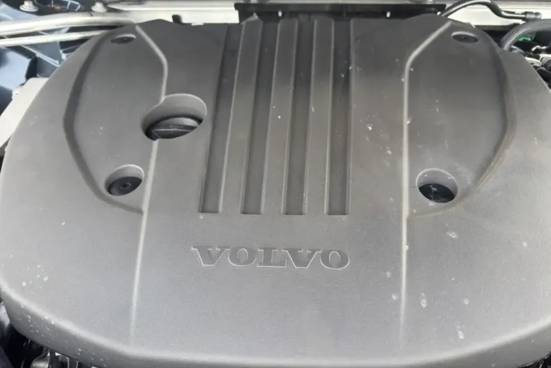 Volvo XC60 din 2024 cu 16.700 km - oferta VOL224242 - foto 17