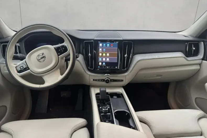 Volvo XC60 din 2024 cu 23.351 km - oferta VOL224243 - foto 10