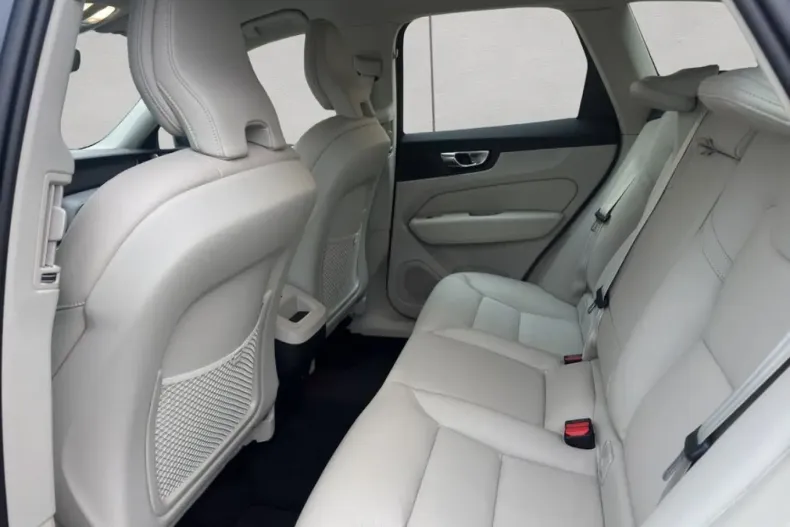 Volvo XC60 din 2024 cu 23.351 km - oferta VOL224243 - foto 14