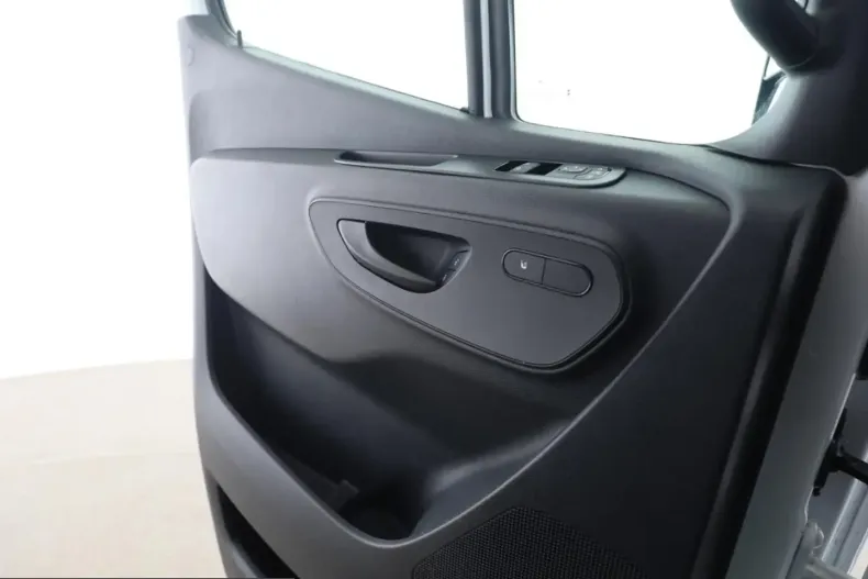 Mercedes-Benz Sprinter din 2025 cu 25.300 km - oferta MER224247 - foto 13