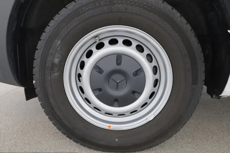 Mercedes-Benz Sprinter din 2025 cu 25.300 km - oferta MER224247 - foto 16