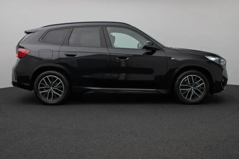 BMW iX1 (Seria X) din 2023 cu 9.044 km - oferta BMW224253 - foto 4
