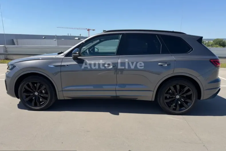 Volkswagen Touareg din 2023 cu 16.322 km - oferta VOL224254 - foto 2