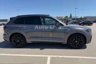 Volkswagen Touareg din 2023 cu 16.322 km - oferta VOL224254 - foto 6
