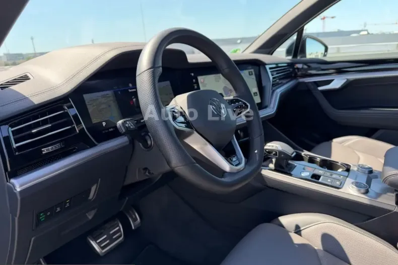 Volkswagen Touareg din 2023 cu 16.322 km - oferta VOL224254 - foto 23